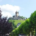 2 Bed Sleeps 5 - Rooftop Terrace Wifi * Cochem