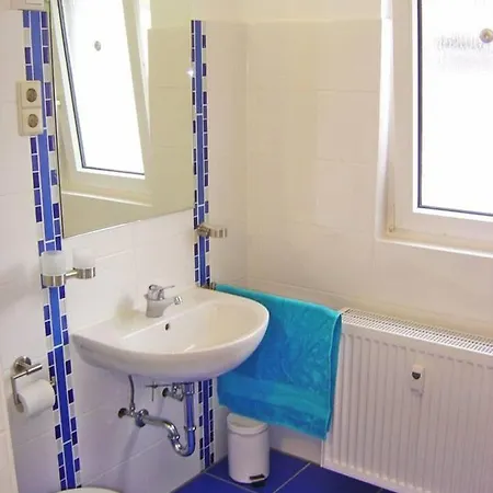 2 Bed Sleeps 5 - Rooftop Terrace Wifi Cochem