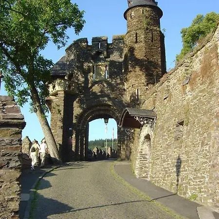 2 Bed Sleeps 5 - Rooftop Terrace Wifi * Cochem