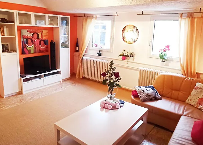 2 Bed Sleeps 5 - Rooftop Terrace Wifi *